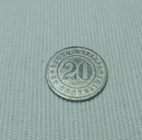 Moneta rara centesimi del - 20,